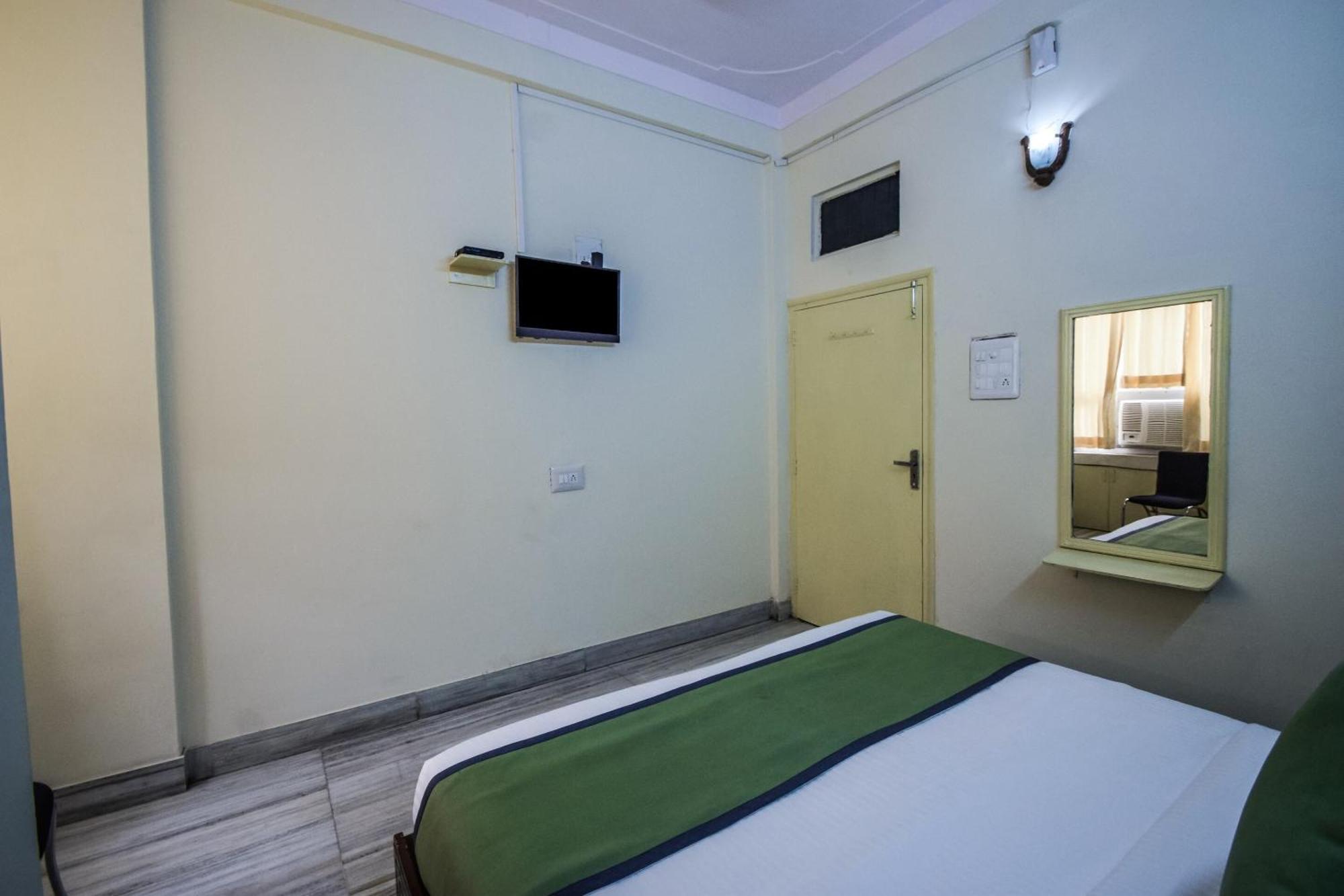 Hotel O Seema Udaipur Exteriör bild
