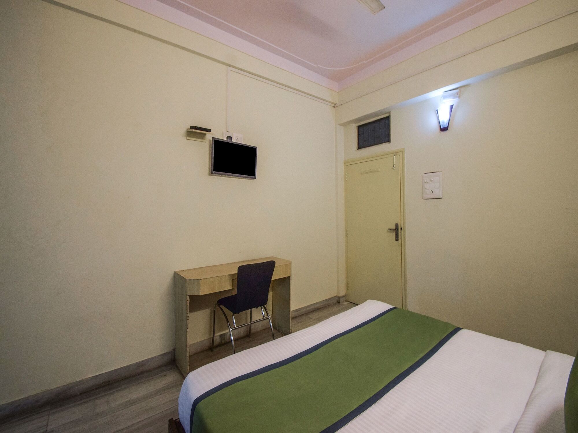 Hotel O Seema Udaipur Exteriör bild